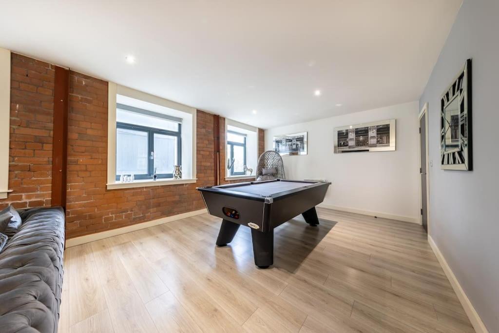 2 Bed Apartment With Pool Table Bradford  Exteriör bild