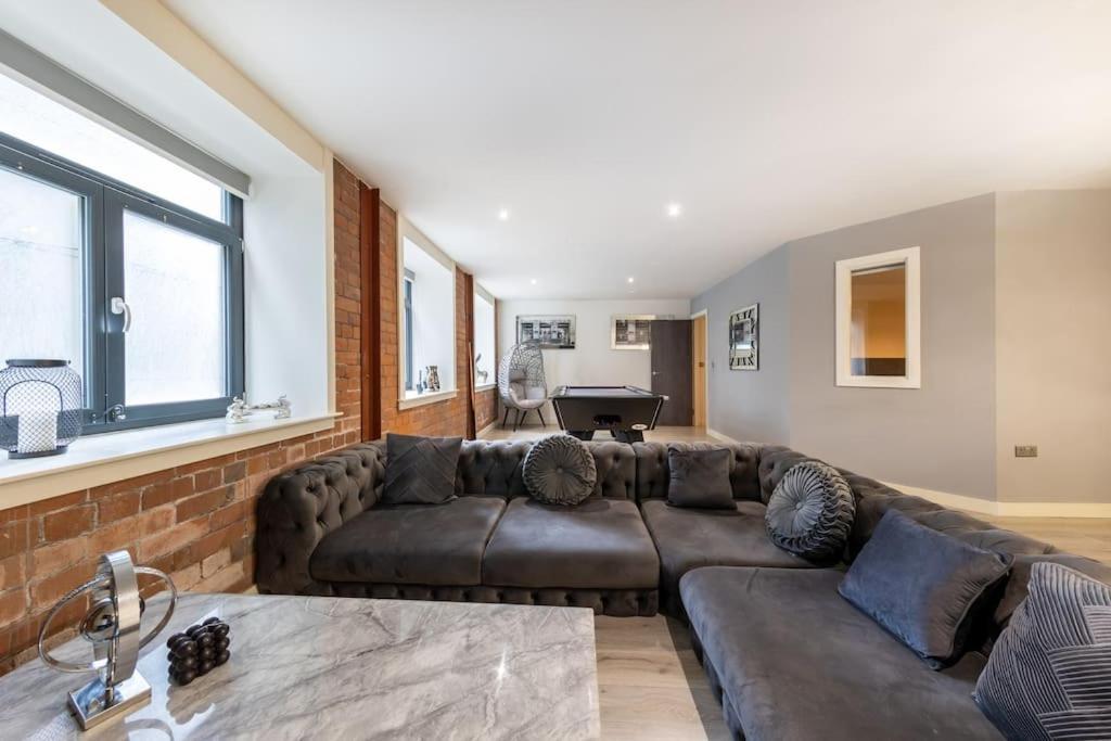 2 Bed Apartment With Pool Table Bradford  Exteriör bild