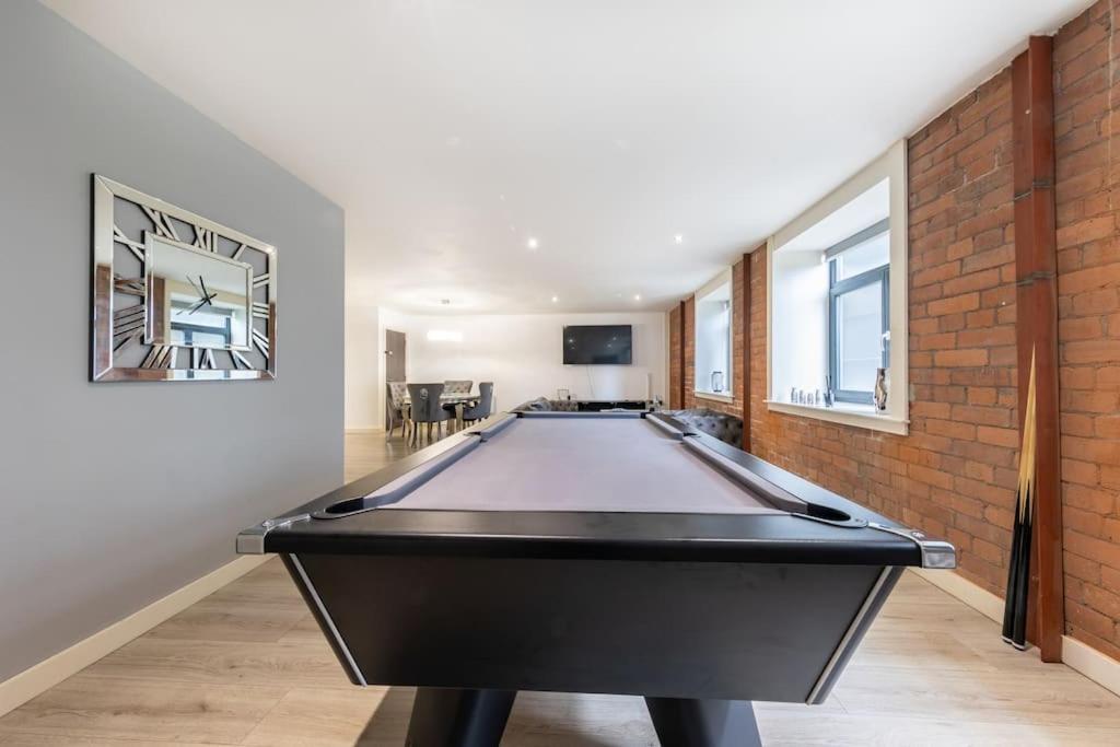2 Bed Apartment With Pool Table Bradford  Exteriör bild